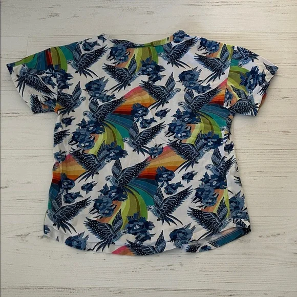Farm Rio for Anthropologie size small T-Shirt with Bird and Rainbow Pattern - Picture 3 of 4